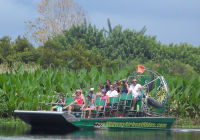 Did you know Fall is the best time of year to take an Airboat tour?